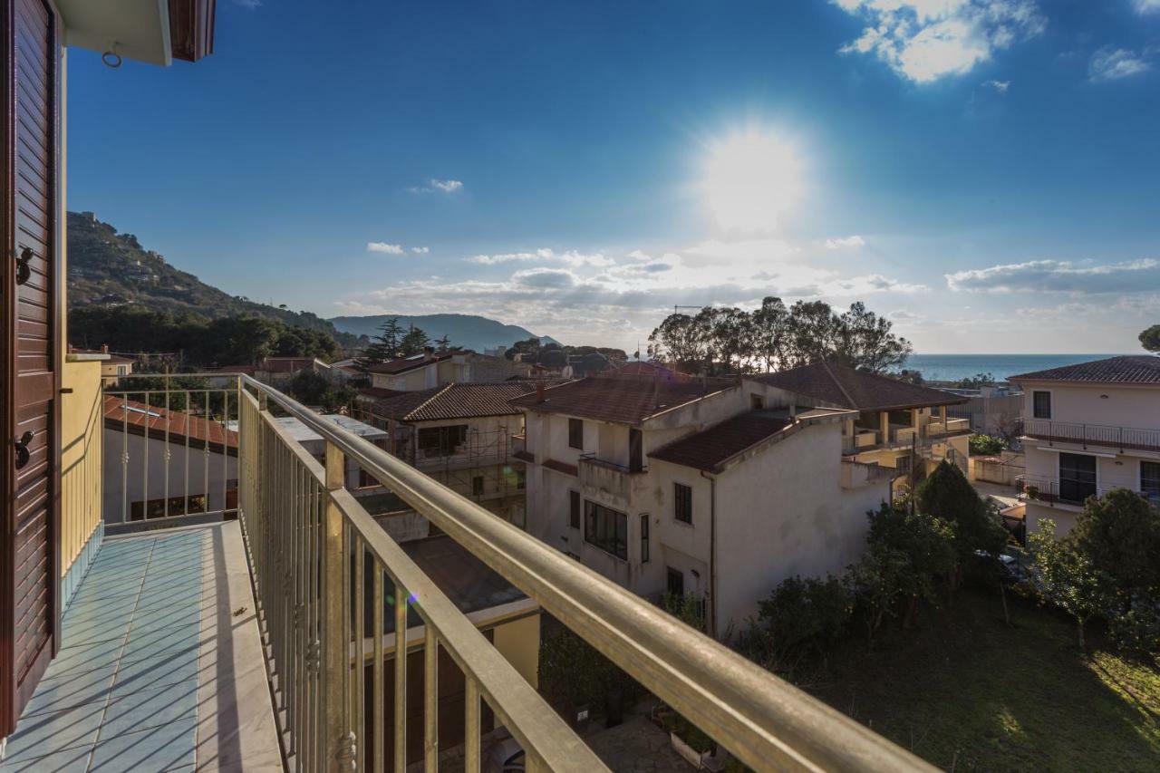 La Casetta In Villa سانتا ماريا دي كاستيلاباتي المظهر الخارجي الصورة